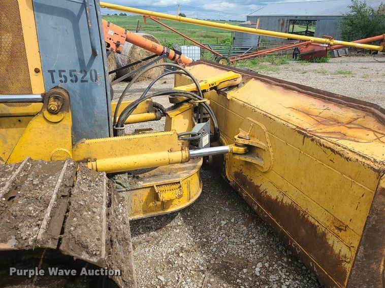 image for item MG9722 2006 John Deere 700J  dozer