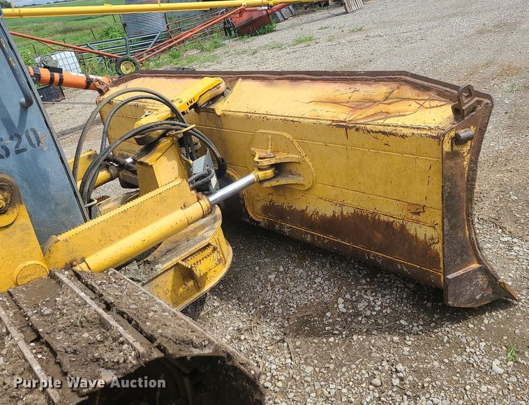 image for item MG9722 2006 John Deere 700J  dozer