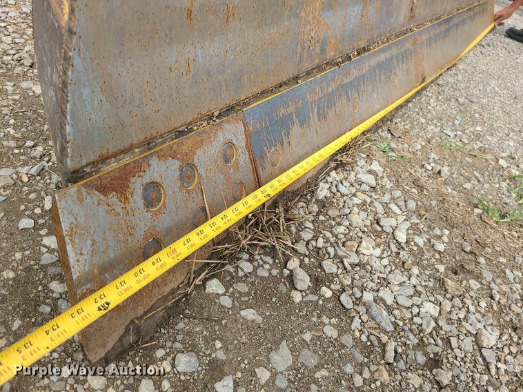 image for item MG9722 2006 John Deere 700J  dozer