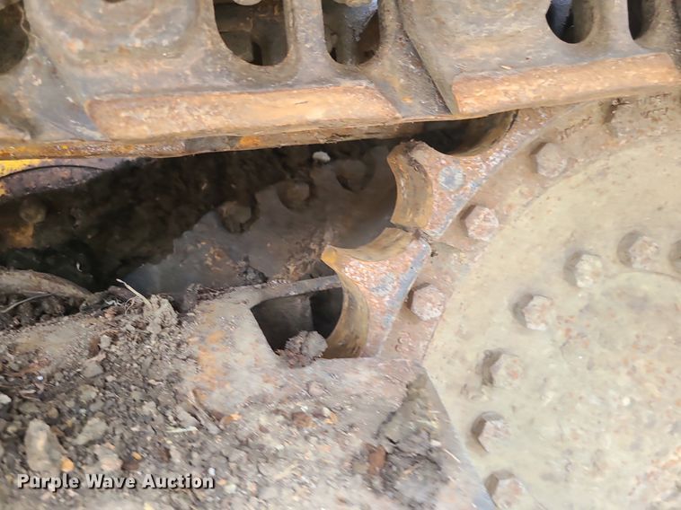 image for item MG9722 2006 John Deere 700J  dozer