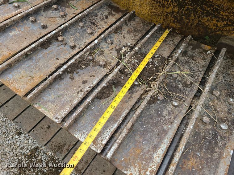 image for item MG9722 2006 John Deere 700J  dozer