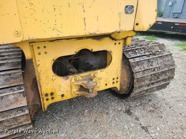 image for item MG9722 2006 John Deere 700J  dozer