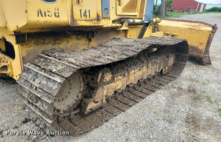 image for item MG9722 2006 John Deere 700J  dozer