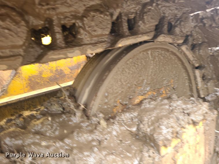 image for item MG9722 2006 John Deere 700J  dozer