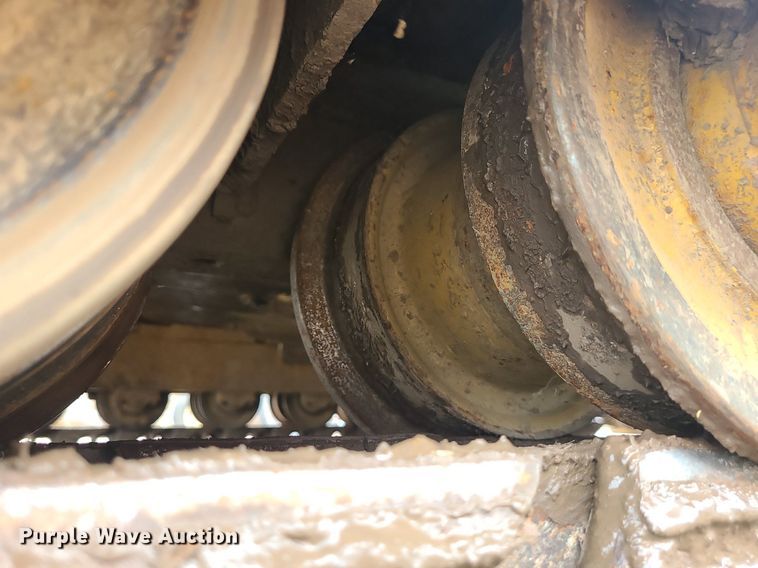 image for item MG9722 2006 John Deere 700J  dozer