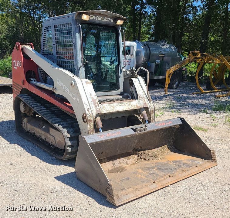 image for item MG9733 2006 Takeuchi TL150  tracked skid steer loader