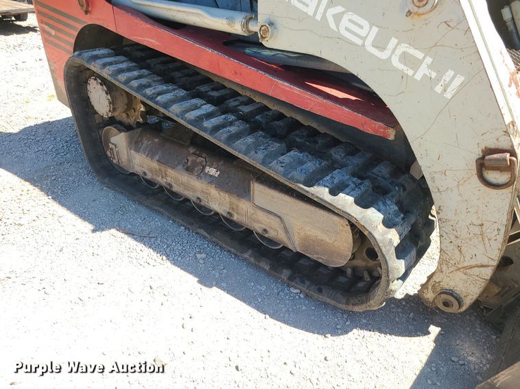 image for item MG9733 2006 Takeuchi TL150  tracked skid steer loader