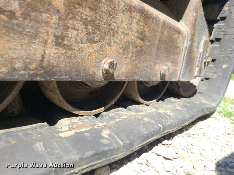 image for item MG9733 2006 Takeuchi TL150  tracked skid steer loader