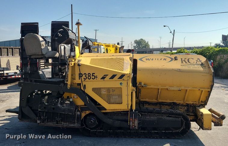 image for item MG9737 2016 Weiler P385B  paver