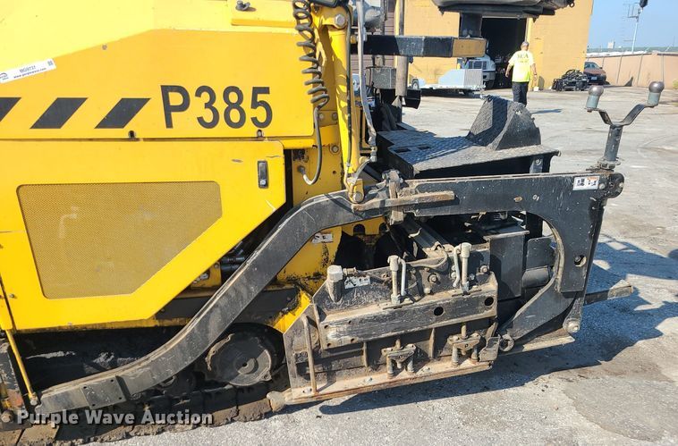 image for item MG9737 2016 Weiler P385B  paver