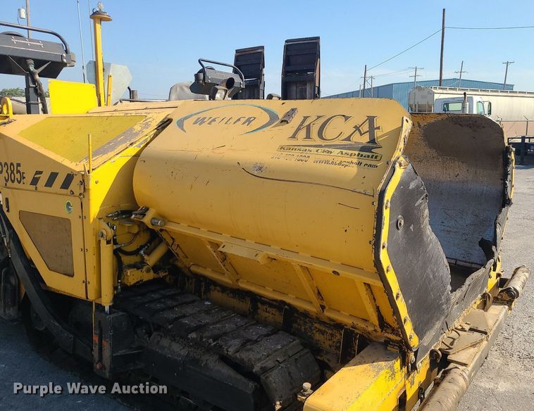 image for item MG9737 2016 Weiler P385B  paver