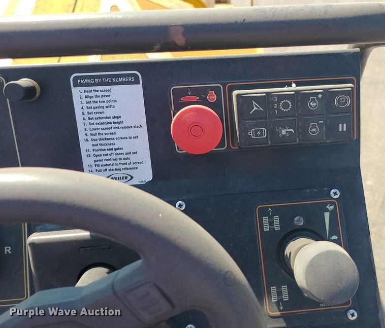 image for item MG9737 2016 Weiler P385B  paver