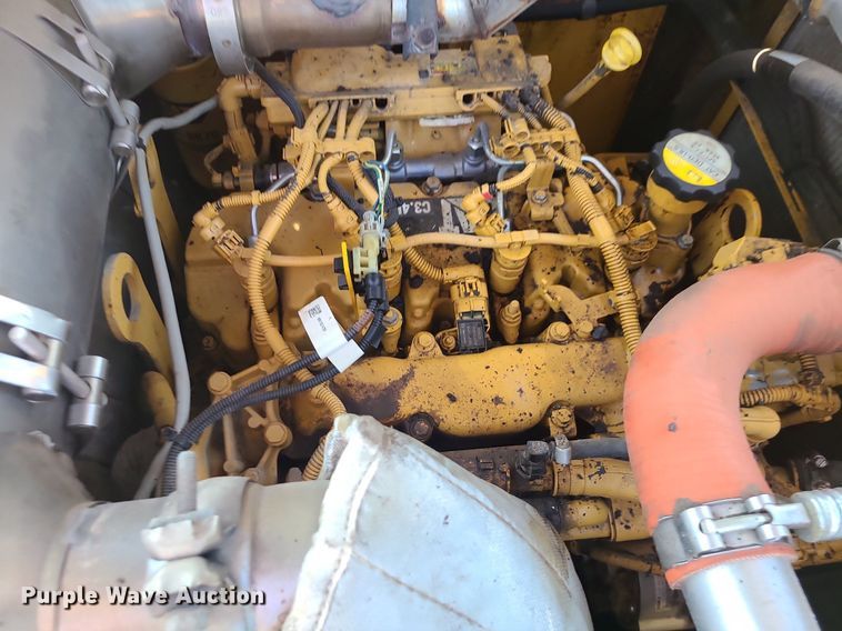 image for item MG9737 2016 Weiler P385B  paver