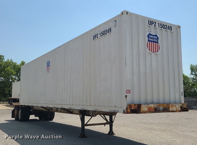 image for item MG9740 1995 Stoughton CCGN-48T  dry van trailer