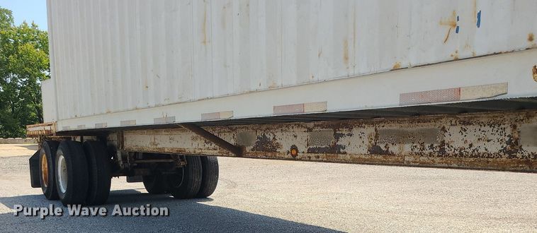 image for item MG9740 1995 Stoughton CCGN-48T  dry van trailer