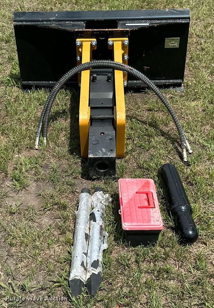 image for item ML9047 2023 Agrotk SSHH680  skid steer breaker