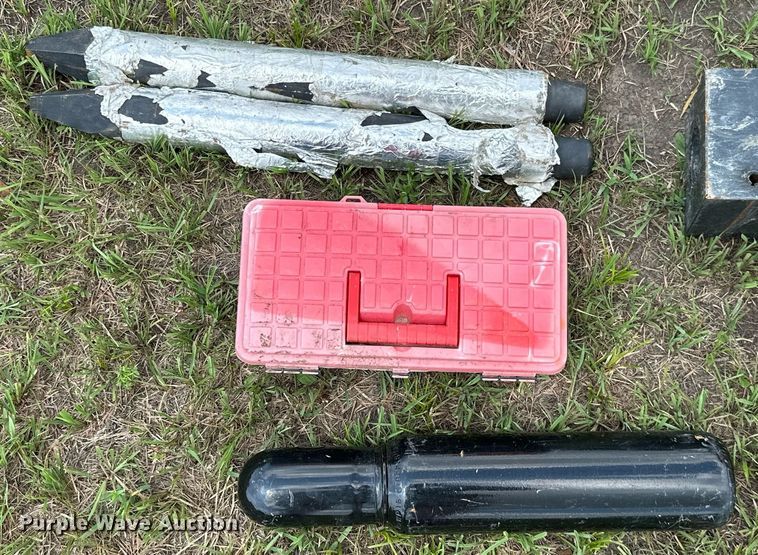 image for item ML9047 2023 Agrotk SSHH680  skid steer breaker