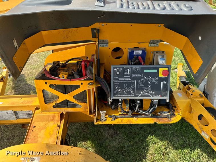 image for item ML9111 2015 Haulotte 4527A  boom lift