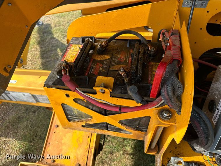 image for item ML9111 2015 Haulotte 4527A  boom lift