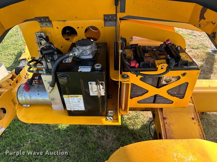 image for item ML9111 2015 Haulotte 4527A  boom lift