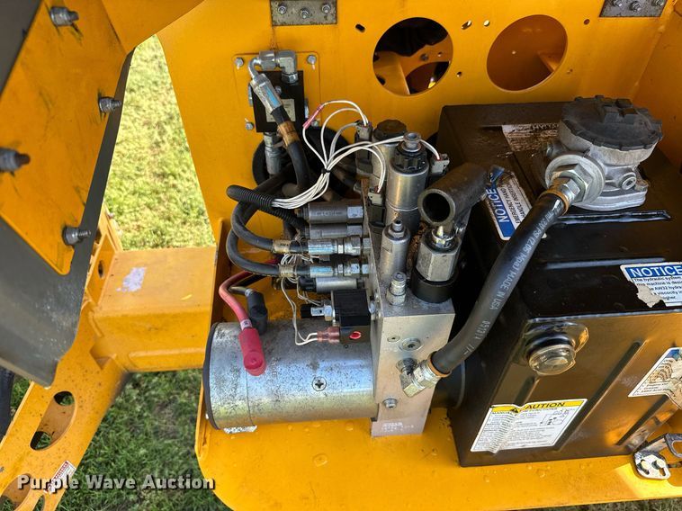 image for item ML9111 2015 Haulotte 4527A  boom lift