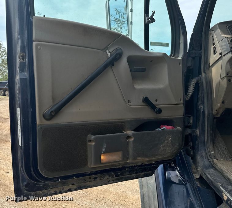 image for item ML9165 2007 Sterling LT8500  dump truck