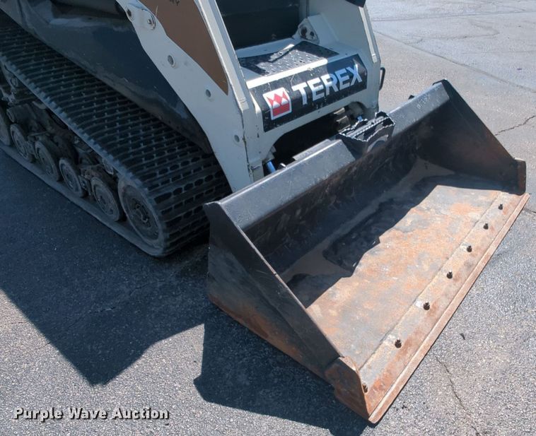 image for item MY9880 2012 Terex PT100  tracked skid steer loader