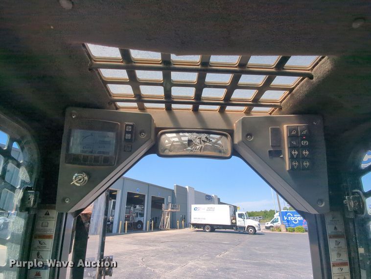 image for item MY9880 2012 Terex PT100  tracked skid steer loader