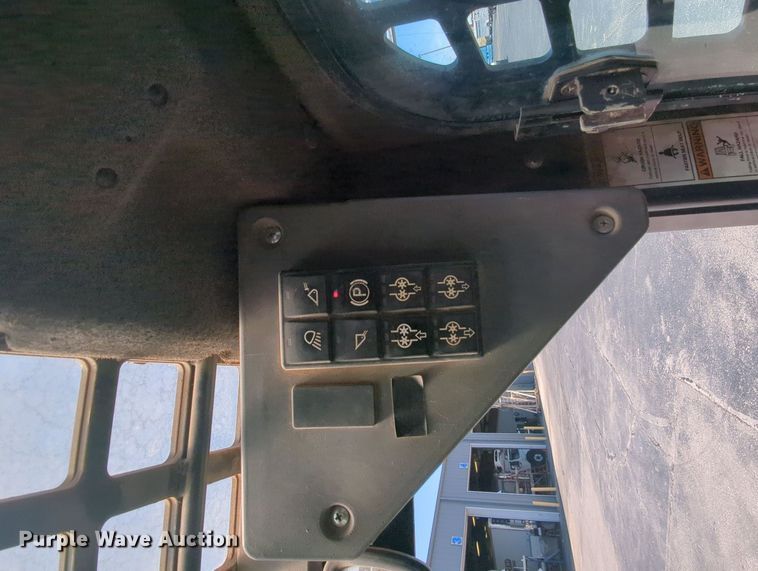 image for item MY9880 2012 Terex PT100  tracked skid steer loader