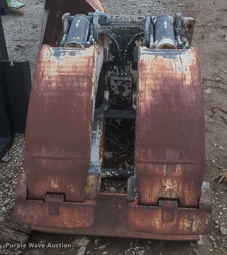 image for item MY9913 Atlas 32"W barrel clamp