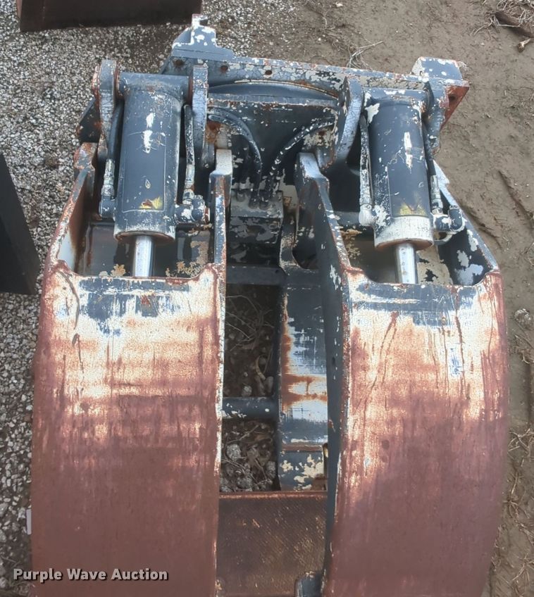 image for item MY9913 Atlas 32"W barrel clamp