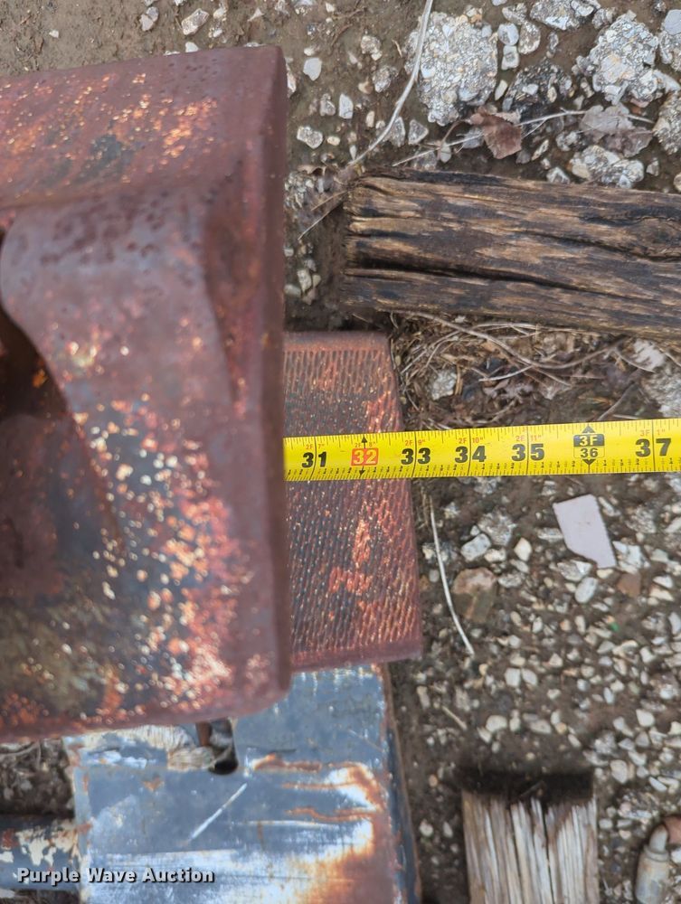 image for item MY9913 Atlas 32"W barrel clamp