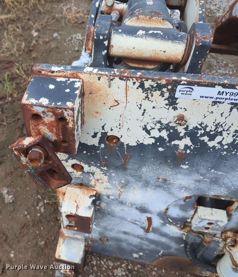 image for item MY9913 Atlas 32"W barrel clamp