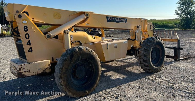 image for item NA9103 2004 Pettibone 8044  telehandler