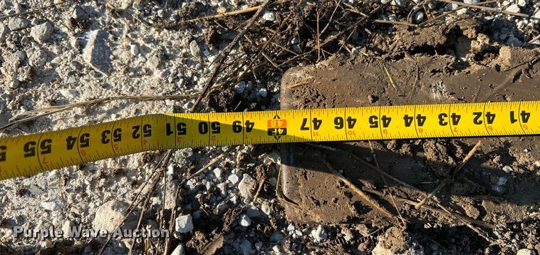 image for item NA9103 2004 Pettibone 8044  telehandler