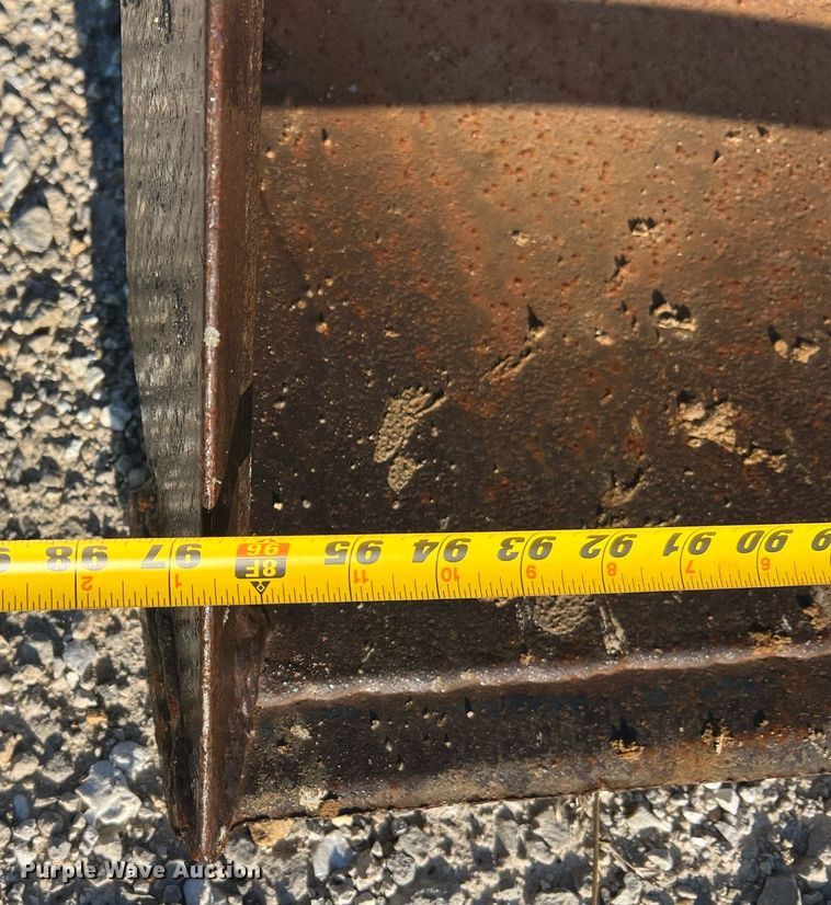 image for item NA9103 2004 Pettibone 8044  telehandler