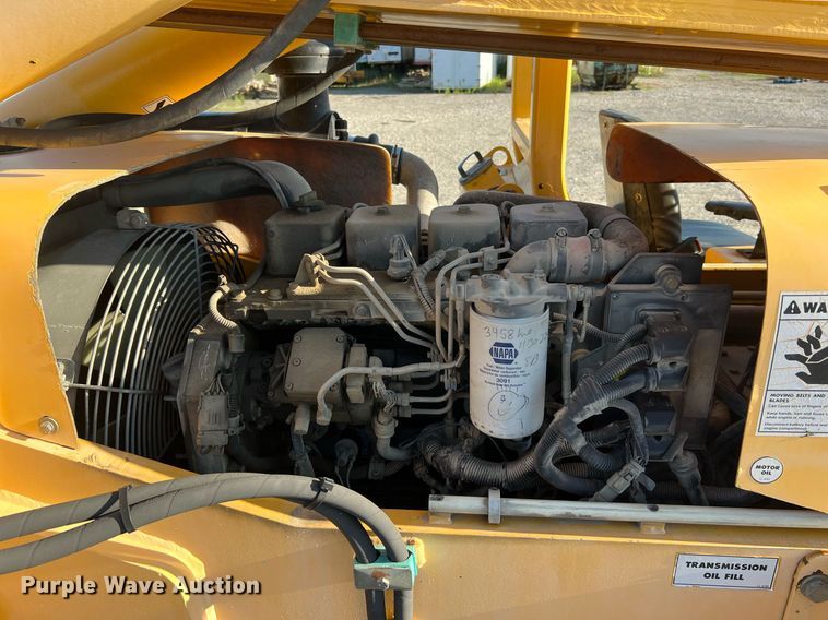 image for item NA9103 2004 Pettibone 8044  telehandler