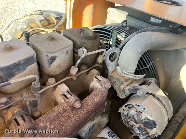 image for item NA9103 2004 Pettibone 8044  telehandler