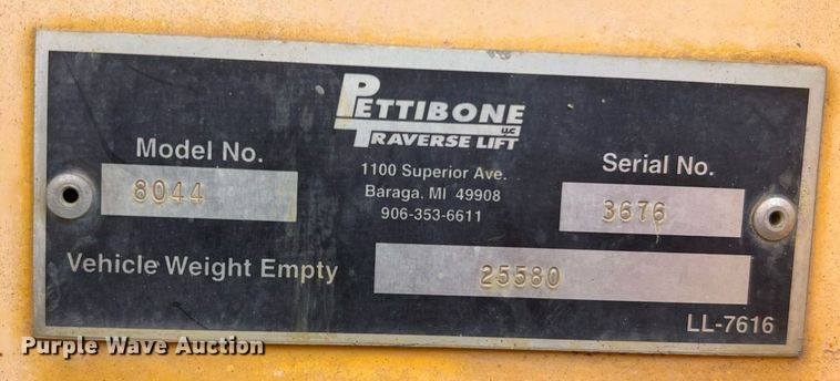 image for item NA9103 2004 Pettibone 8044  telehandler