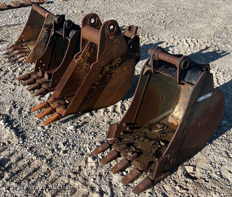 image for item NA9105 (4) excavator buckets