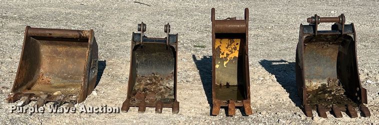 image for item NA9105 (4) excavator buckets