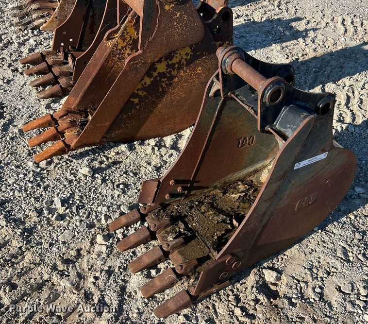 image for item NA9105 (4) excavator buckets