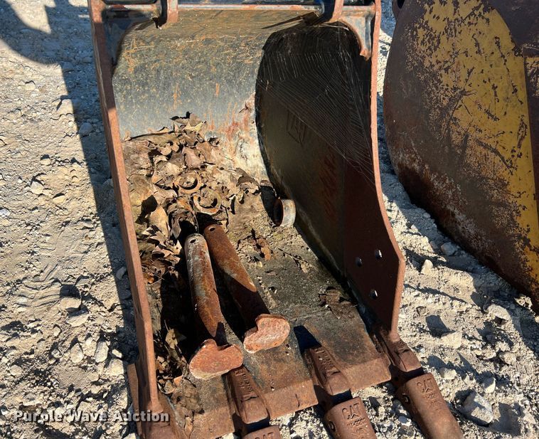 image for item NA9105 (4) excavator buckets