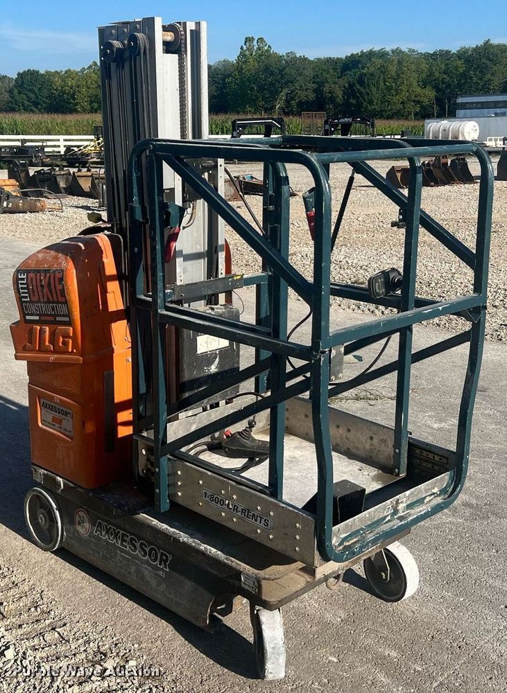 image for item NA9107 JLG 20DVL  vertical lift