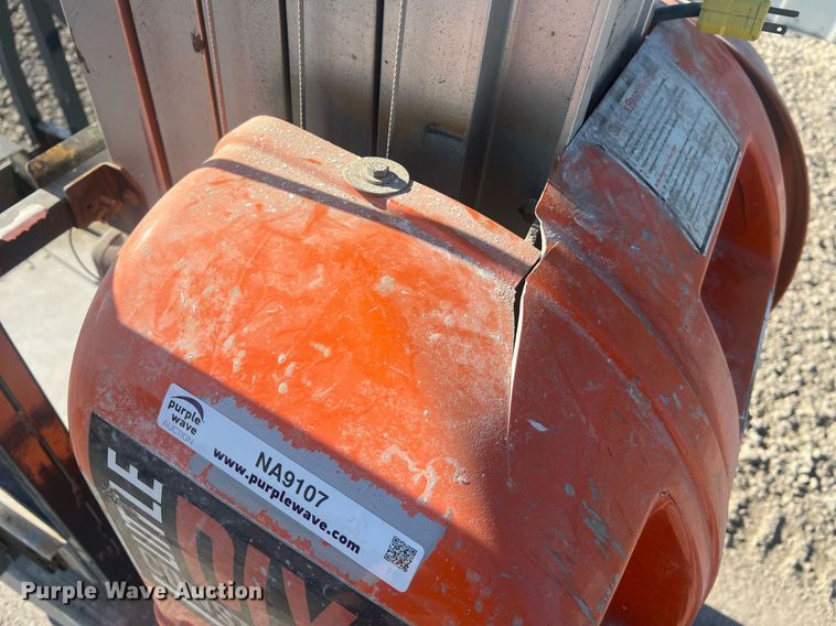 image for item NA9107 JLG 20DVL  vertical lift