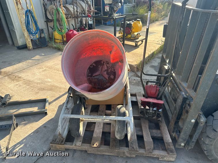 image for item NL9024 Lawn and garden equipment