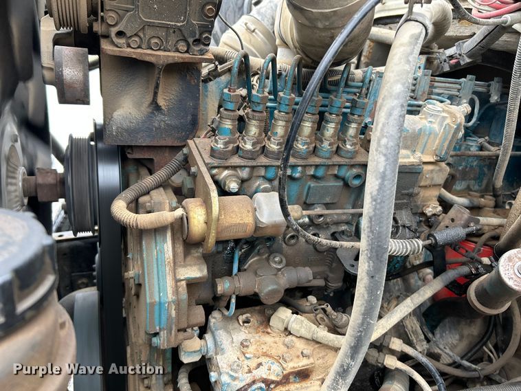 image for item NL9444 1997 International 4700  dump truck