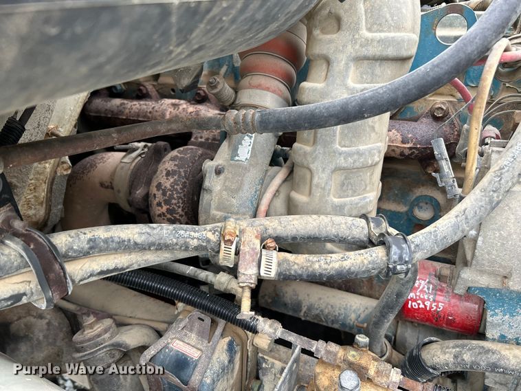 image for item NL9444 1997 International 4700  dump truck