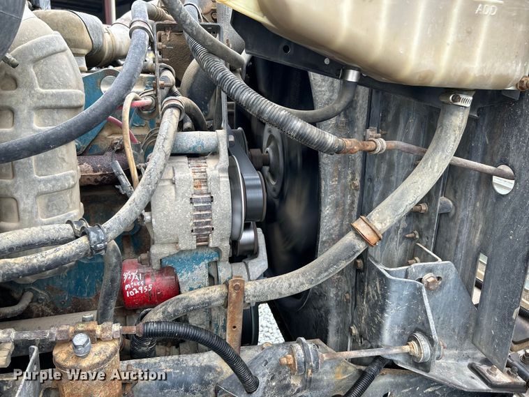 image for item NL9444 1997 International 4700  dump truck