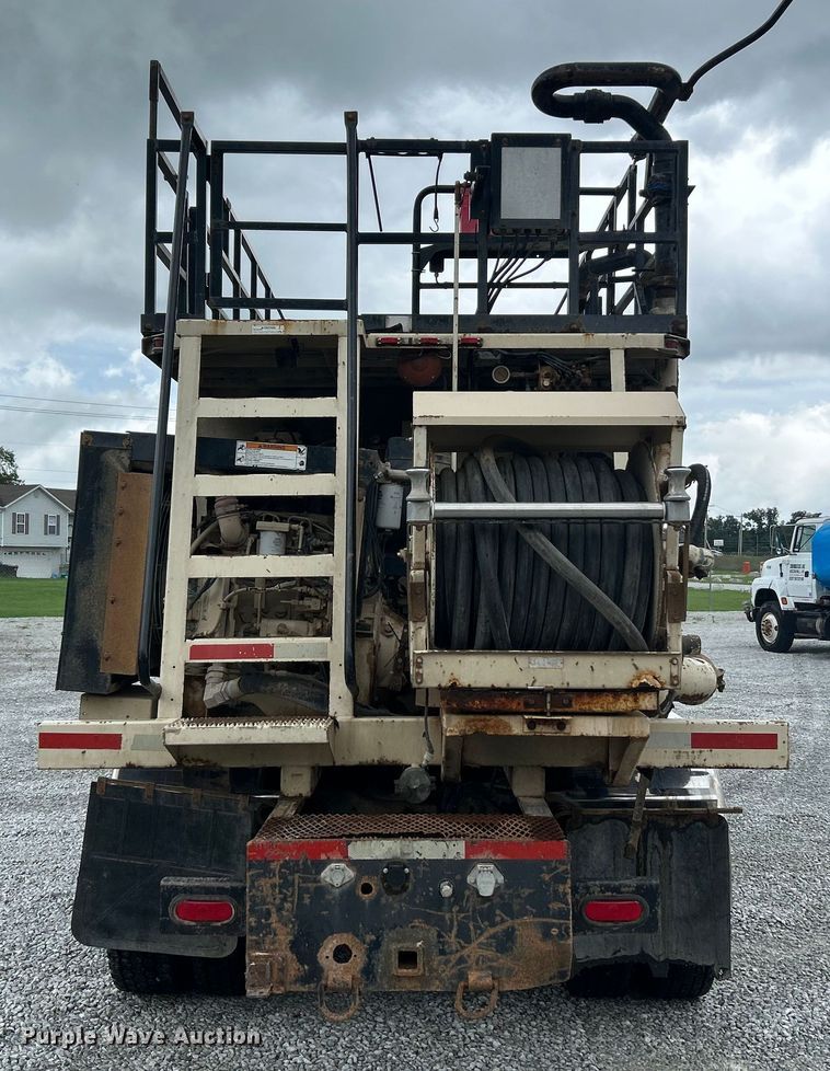 image for item NL9446 2000 Sterling LT9513  hydroseeder truck